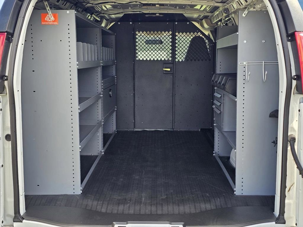 2025 Chevrolet Express Cargo Work Van - Photo 14