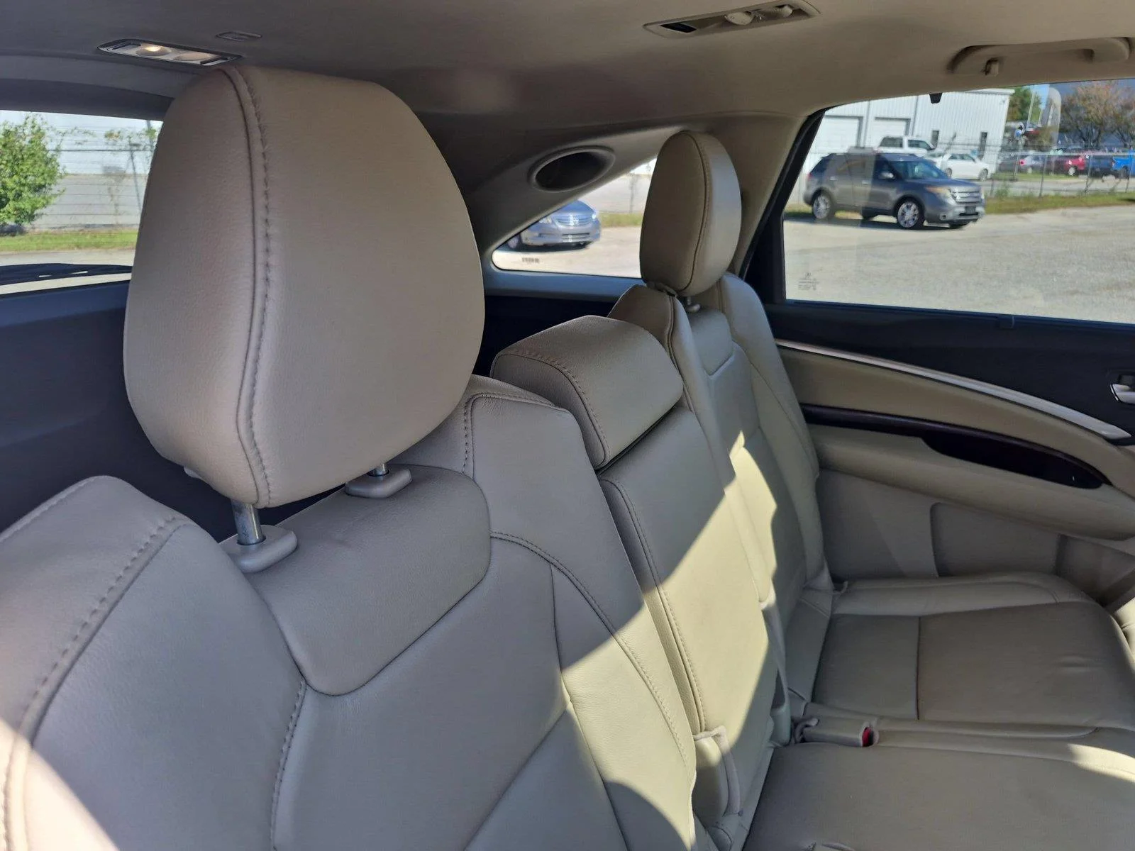 Used 2014 White Diamond Pearl Acura Tech/Entertainment Pkg image 32