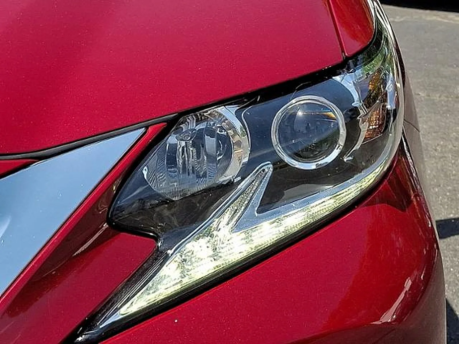 Used 2016 Matador Red Mica Lexus  image 29