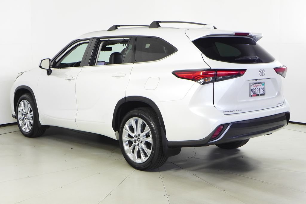 Used 2023 Pearl Toyota Limited image 9