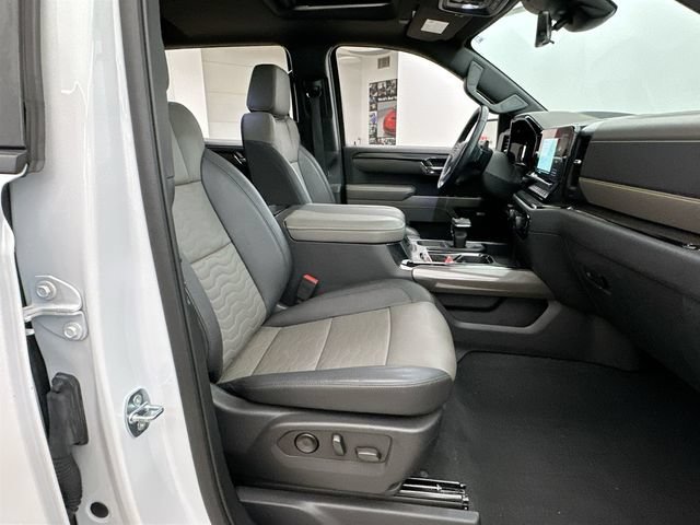 2023 Chevrolet Silverado 1500 ZR2 - Photo 15