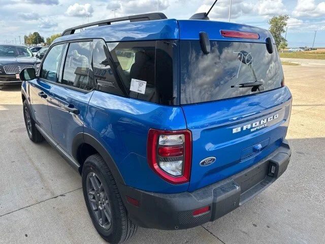 New 2025 Velocity Blue Metallic Ford Big Bend® image 39