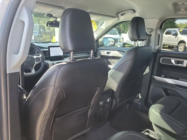 Used 2021 Silver Ford XLT image 13