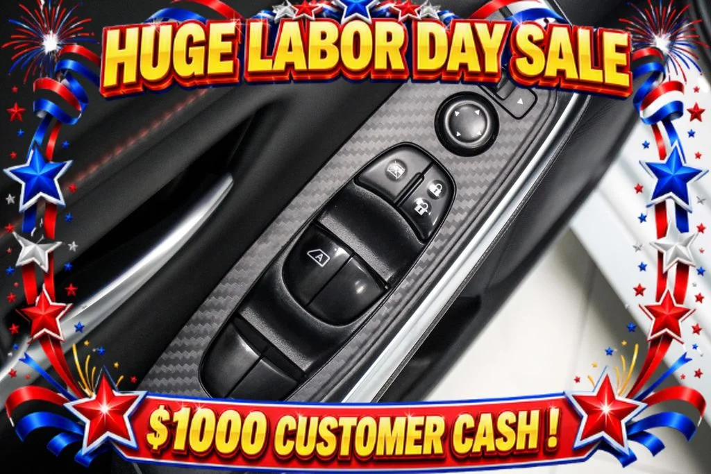 Used 2022 White Nissan SR image 17