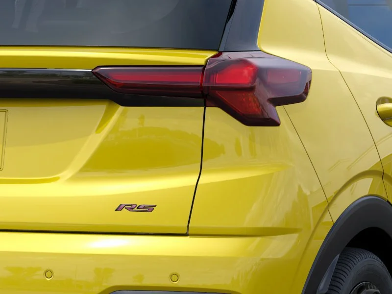 2027 Chevrolet Bolt RS - Photo 11