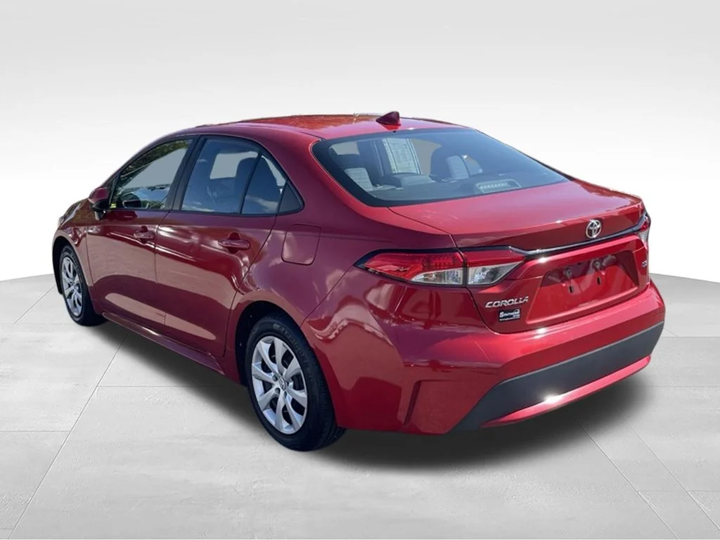 Used 2021 Red Toyota LE image 4