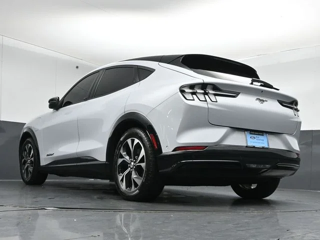 Certified Used 2023 White Metallic Ford Premium image 39