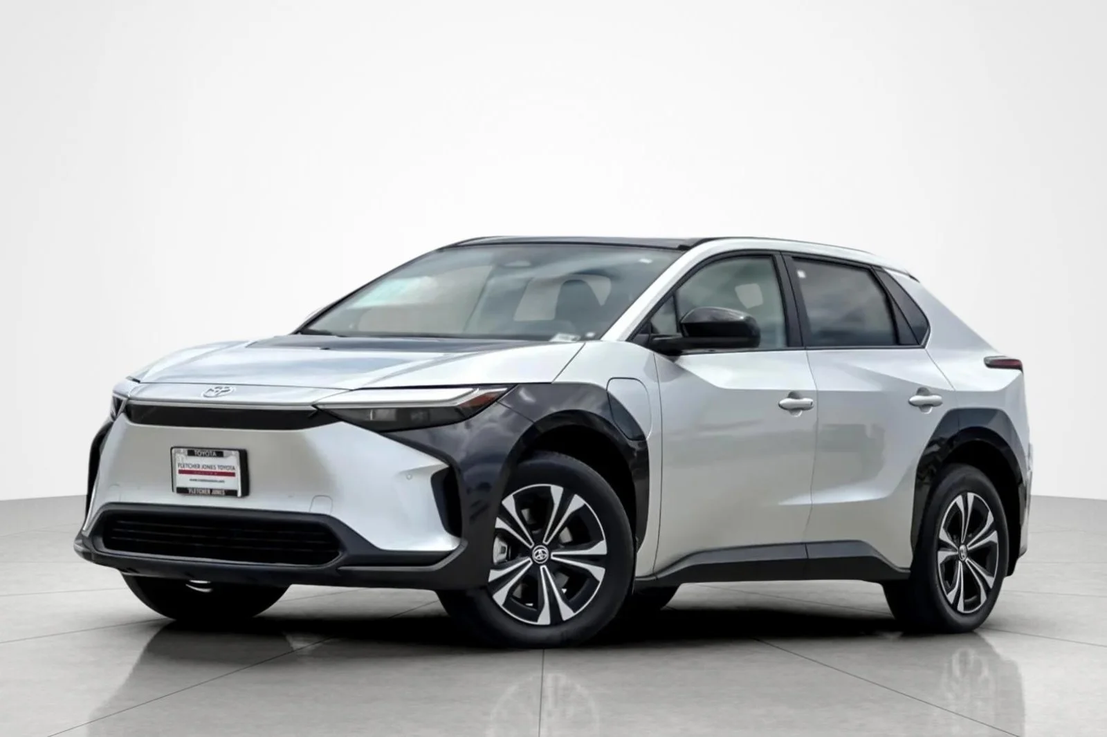 Certified Used 2024 SILVER METALLIC Toyota XLE image 1