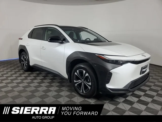2025 Toyota bZ4X XLE