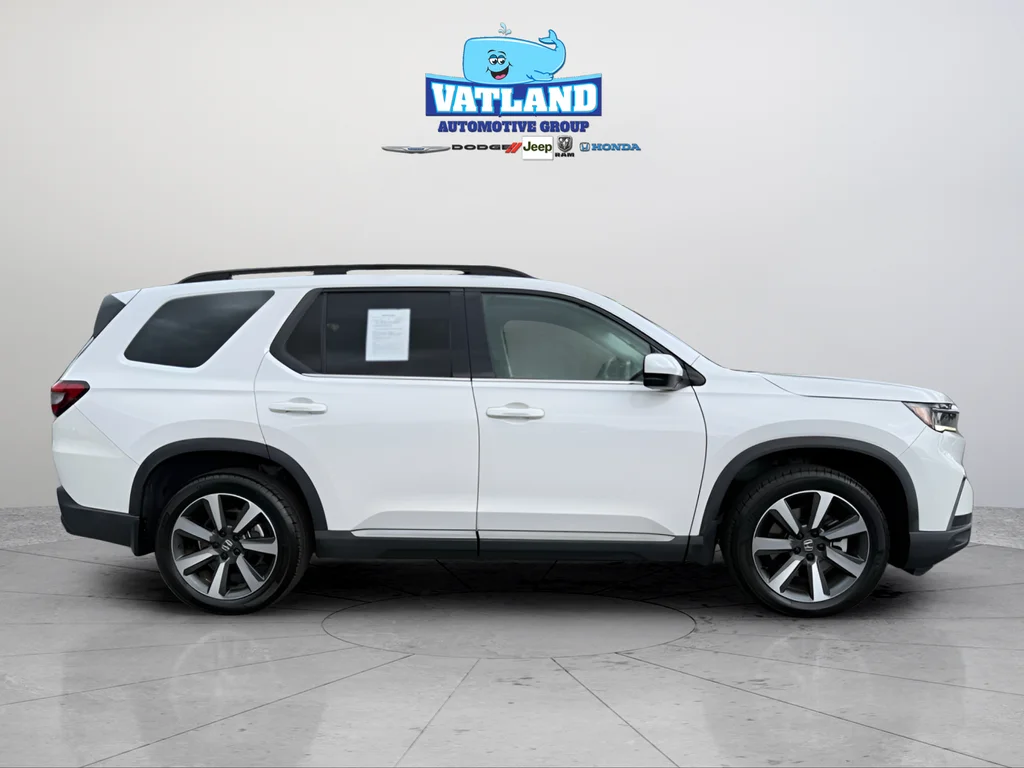 2023 Honda Pilot Touring - Photo 6