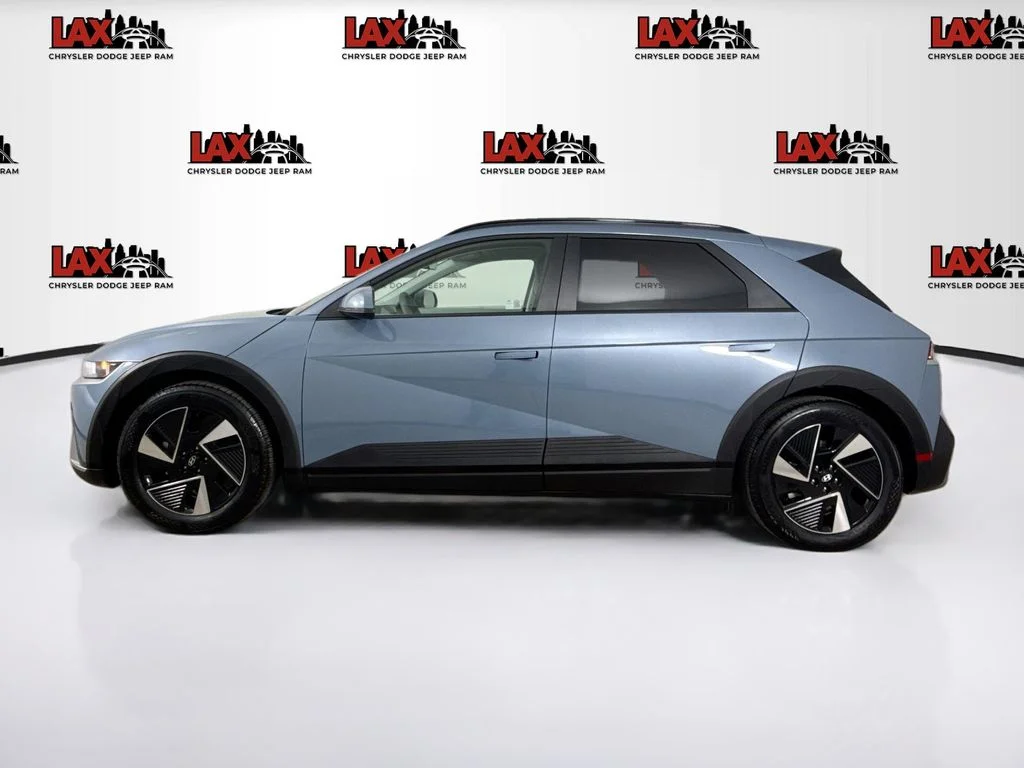 Used 2025 Blue Hyundai SEL image 4