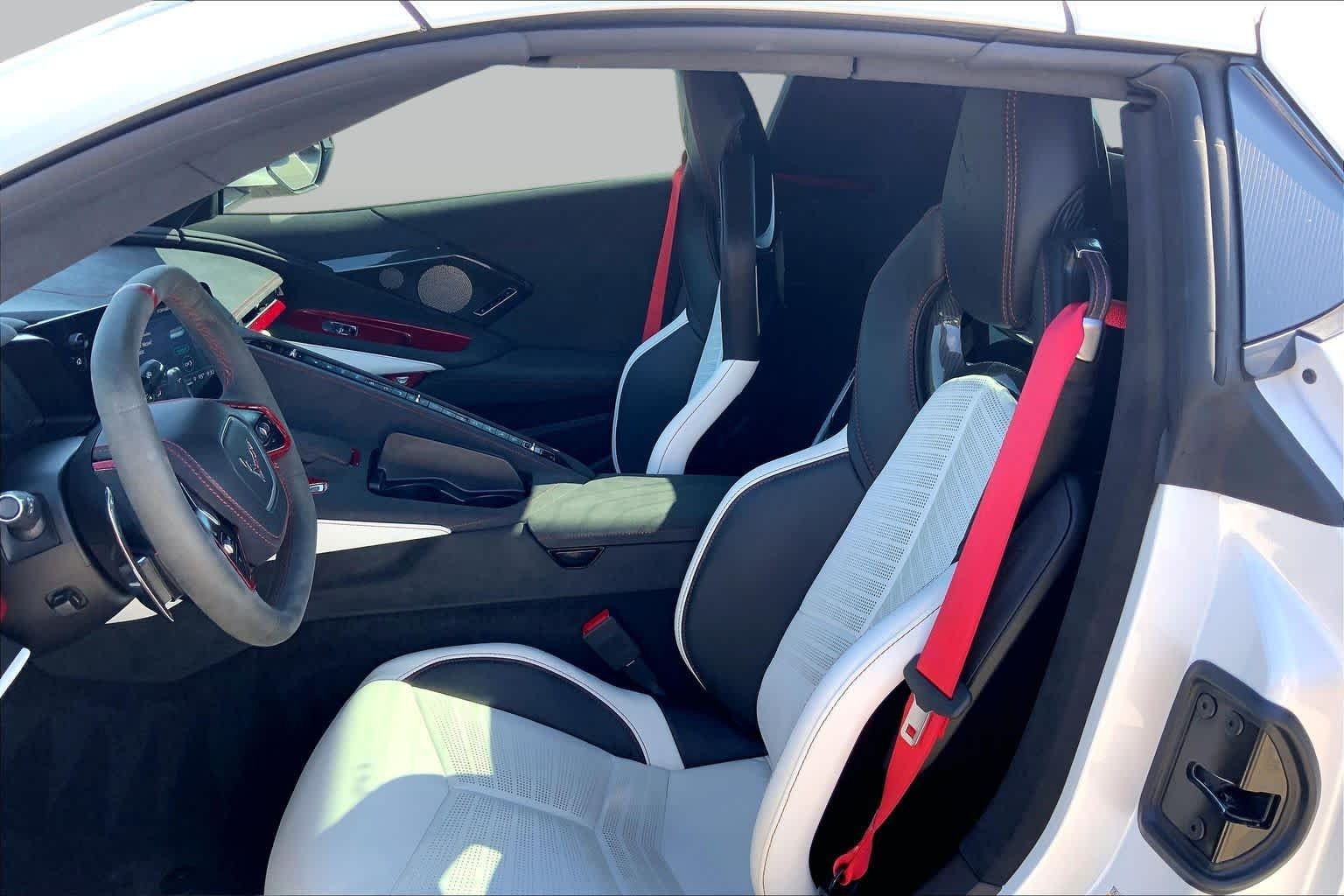 2023 Chevrolet Corvette 3LT - Photo 8
