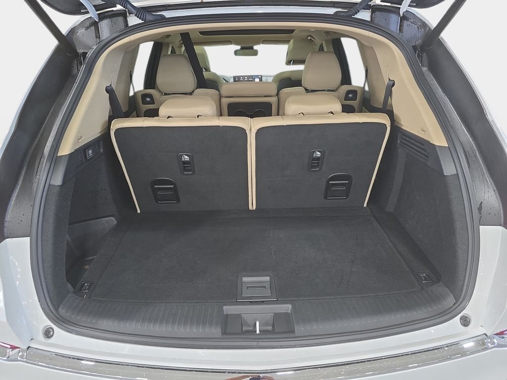 Used 2023 White Acura 3.5L image 16