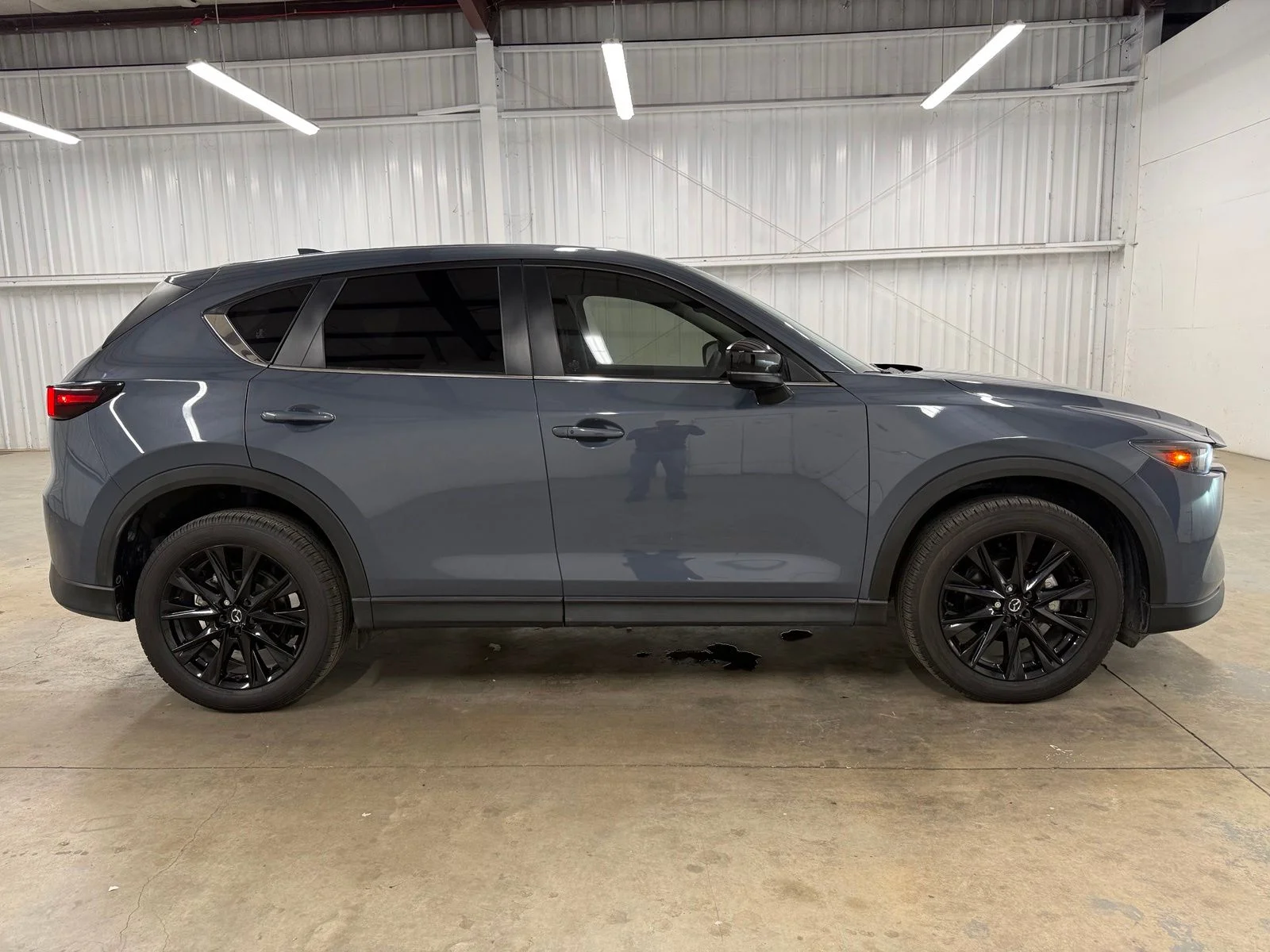 Used 2023 Gray Mazda 2.5 S Carbon Edition image 5
