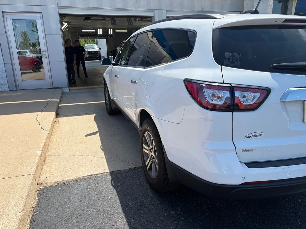 Used 2016 White Chevrolet LT image 7