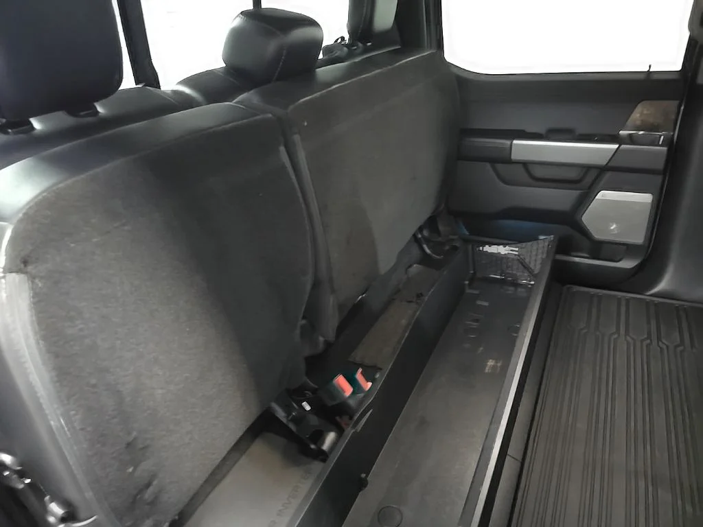 Used 2024 Gray Ford Lariat image 22