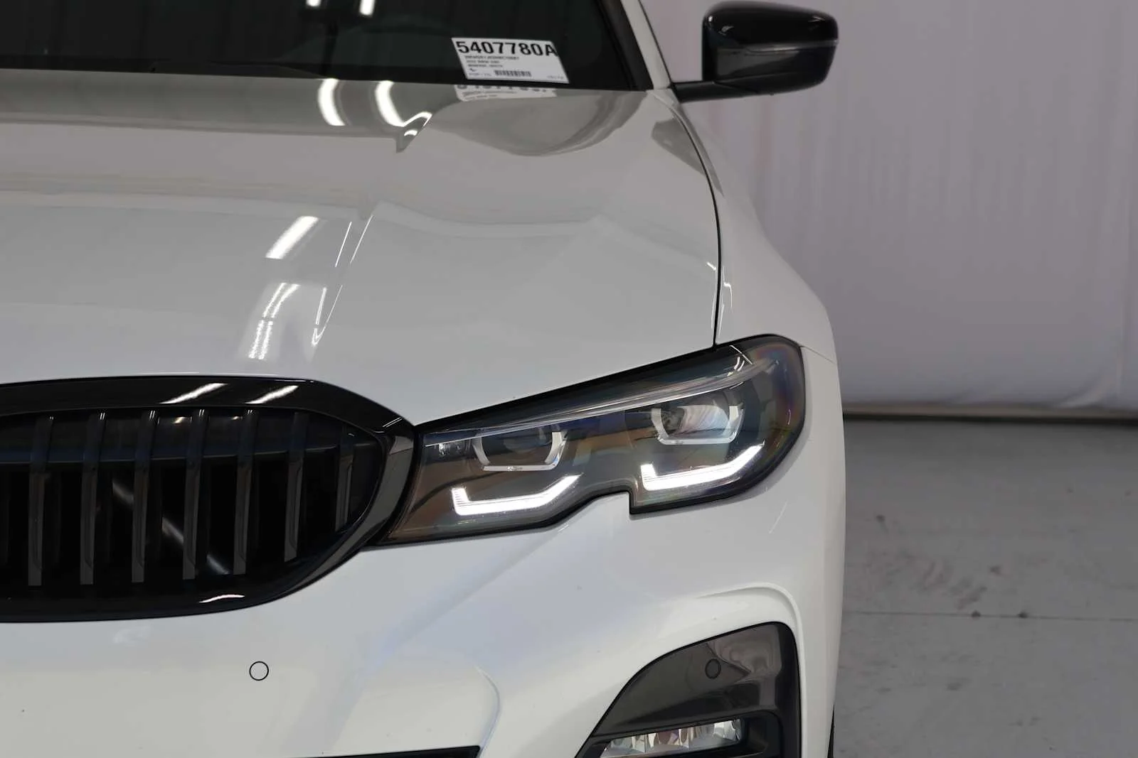 Used 2022 Mineral White Metallic BMW 330i image 5