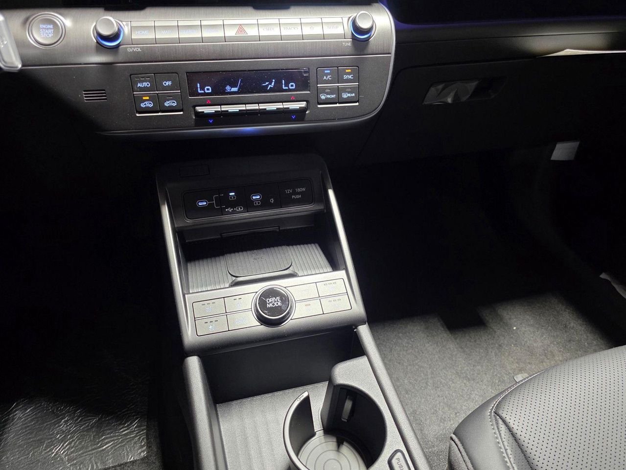 New 2026 Cyber Gray Metallic Hyundai Limited FWD image 28