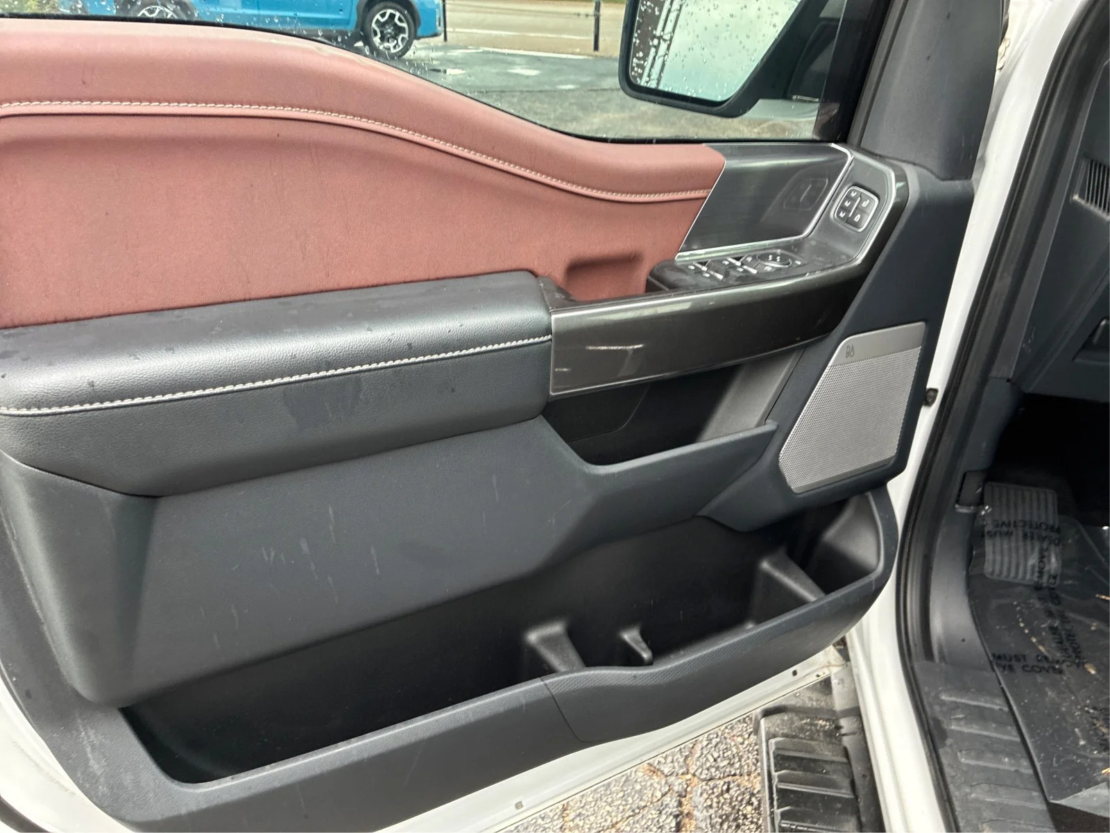 Used 2021 White Ford LARIAT image 18