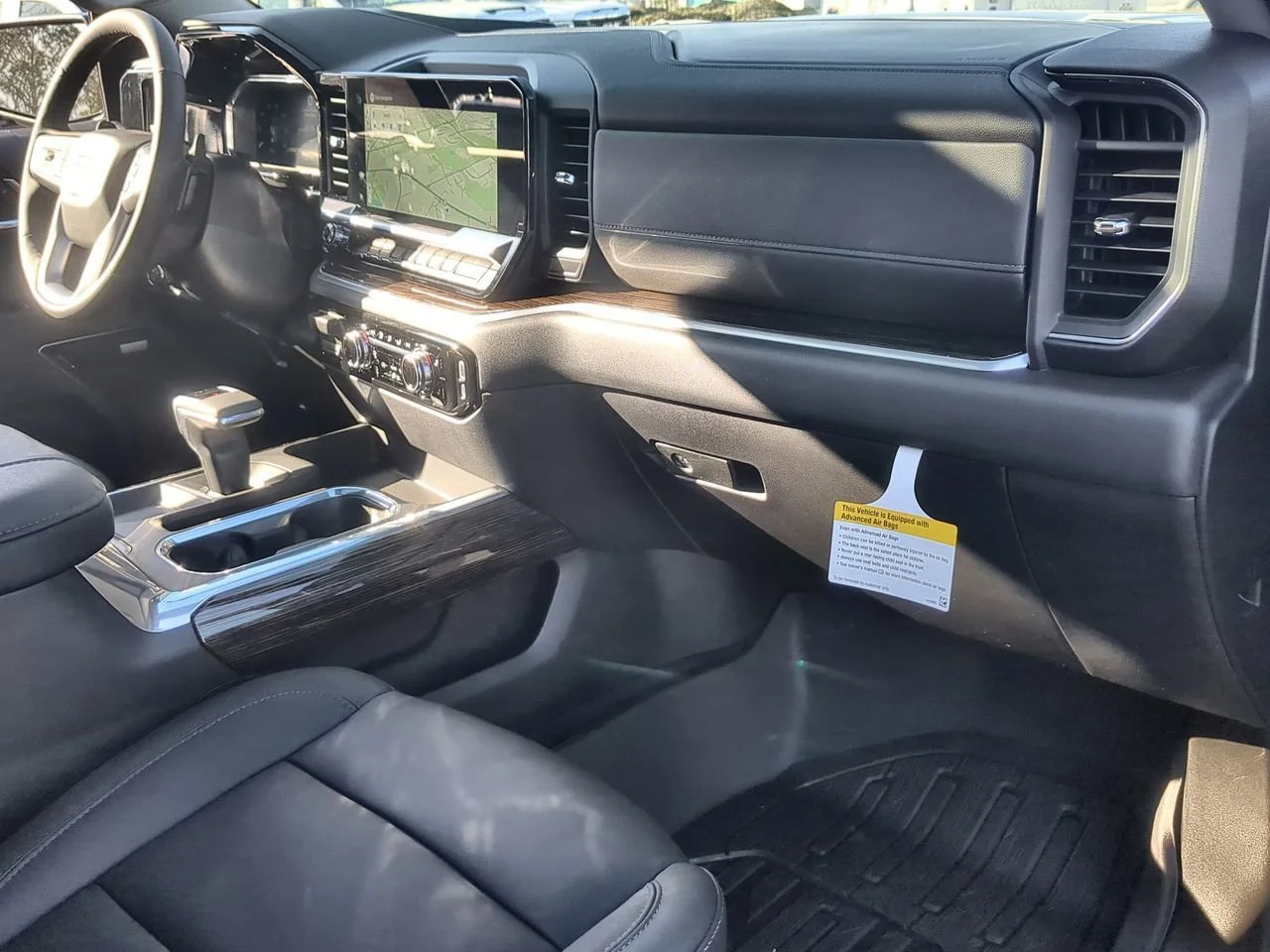 New 2026 Sterling Metallic GMC Elevation image 30