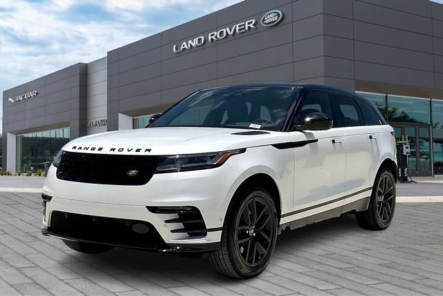 2026 Land Rover Range Rover Velar Dynamic SE