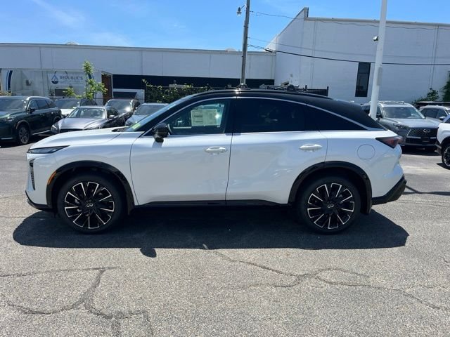 New 2027 2T RAD WHT INFINITI Autograph AWD image 6