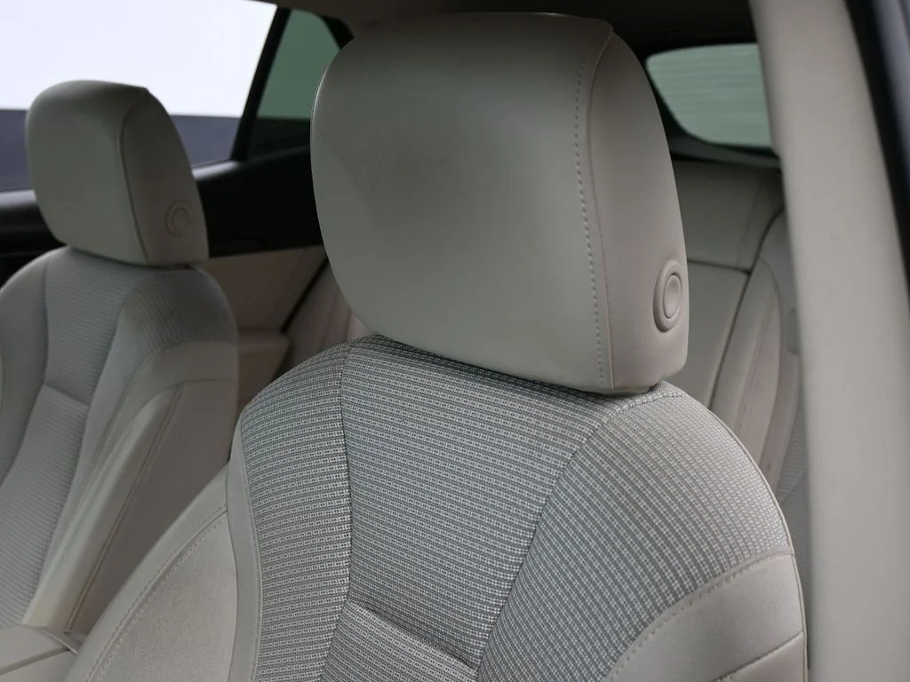 Used 2023 Sapphire Metallic Buick Preferred image 15