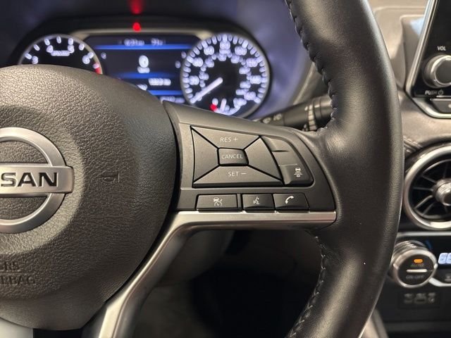 Used 2020 Rosewood Metallic Nissan SV image 23