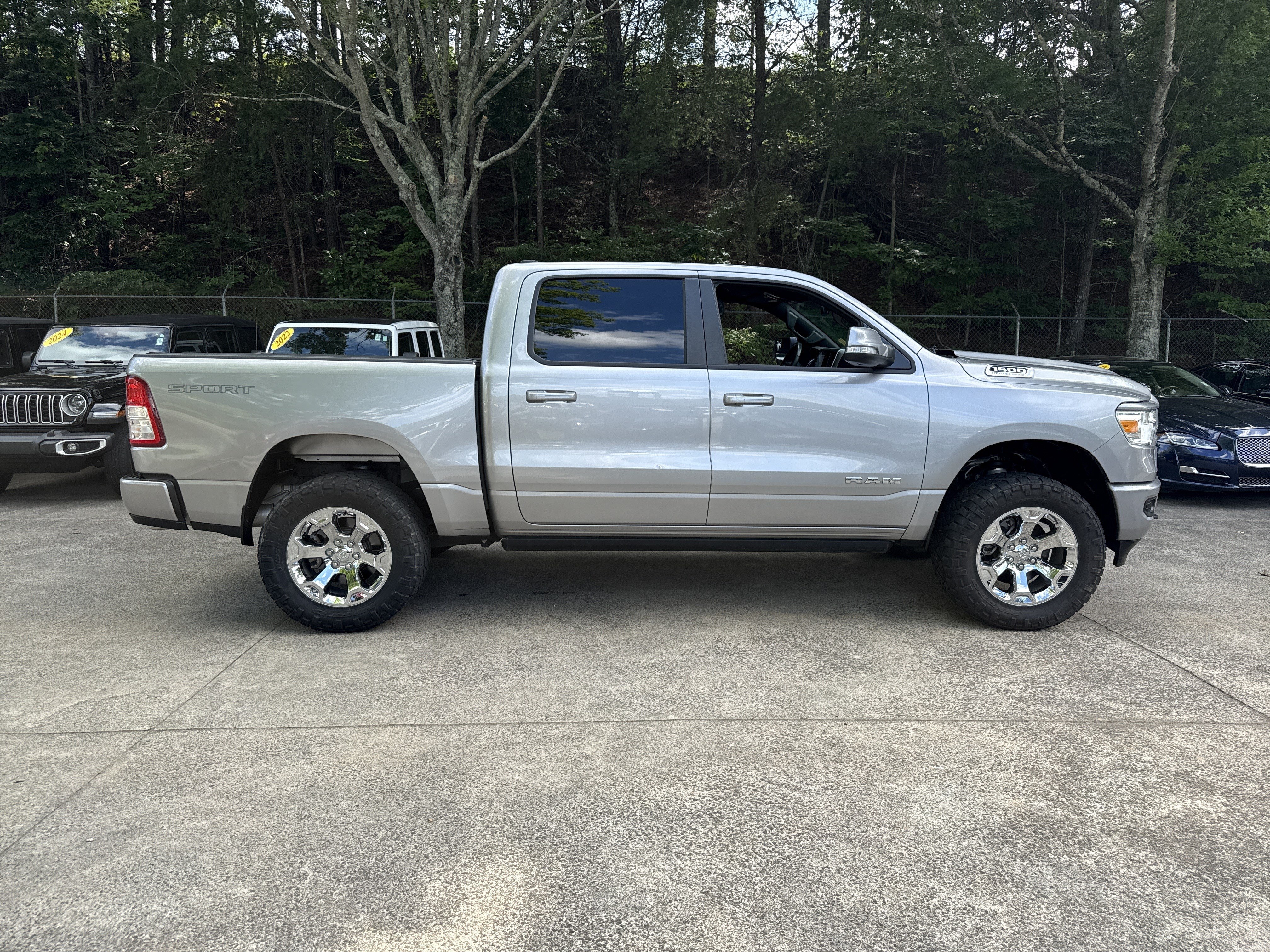 Used 2022 Billet Silver Metallic Clearcoat Ram Big Horn image 8