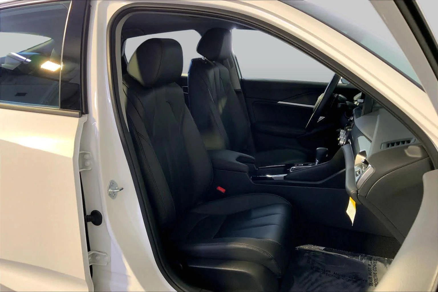 Certified Used 2026 Platinum White Pearl Acura BASE image 8
