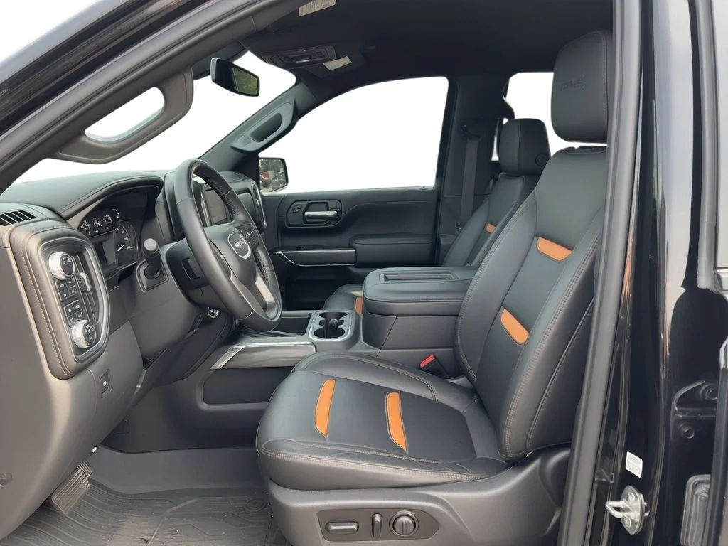 Used 2021 Black GMC AT4 image 6