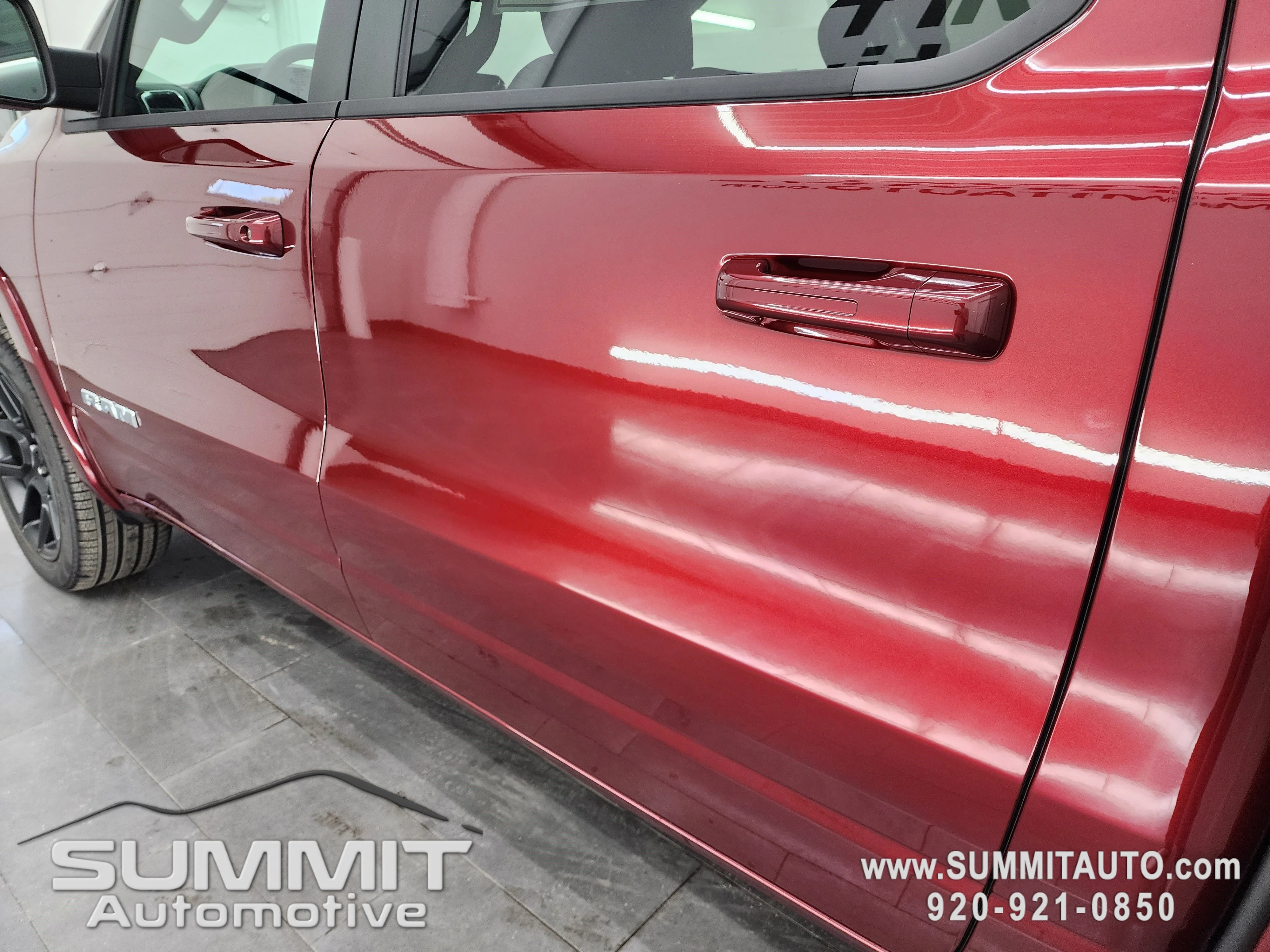 New 2026 Delmonico Red Pearl-Coat Exterior Paint RAM Laramie image 36