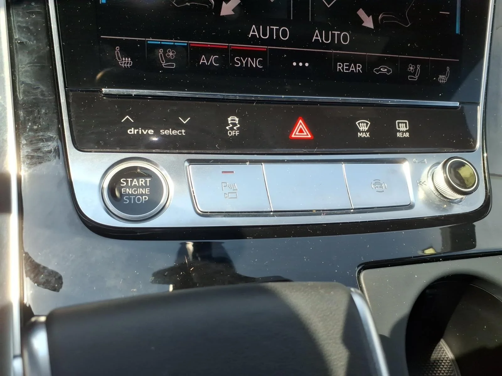 Used 2025 Waitomo Blue Metallic Audi Premium Plus image 32
