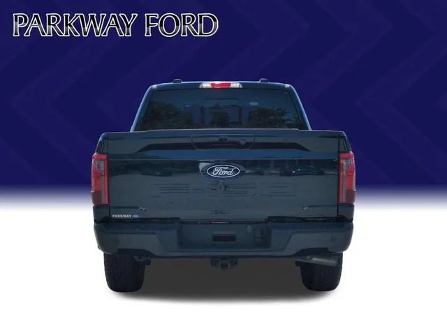 Used 2024 Blue Ford XLT image 4
