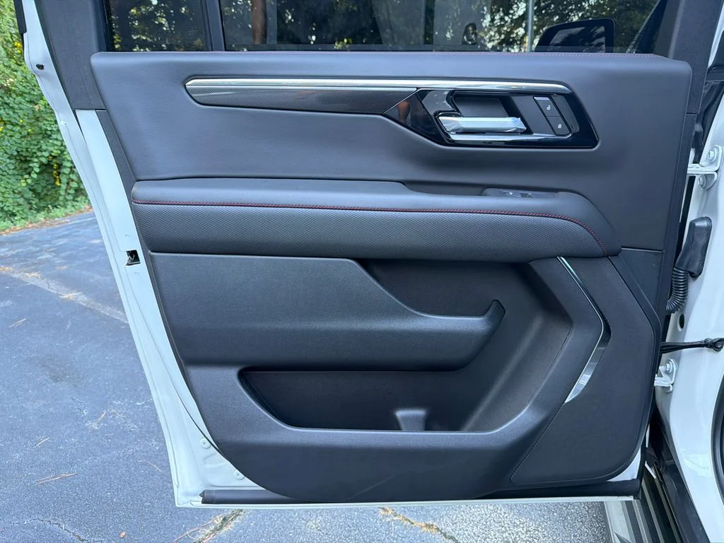 Used 2025 Beige Chevrolet RST image 22