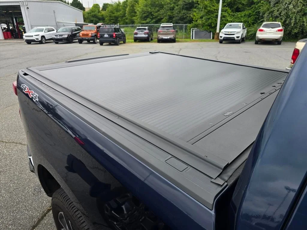 Used 2022 Blue Chevrolet LT image 15