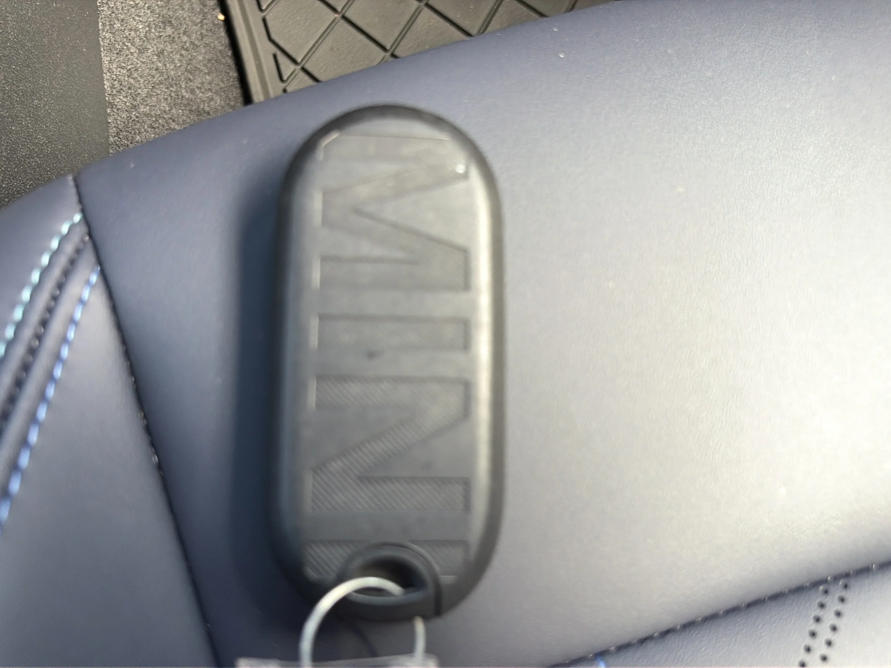 Used 2025 Silver MINI Cooper image 25