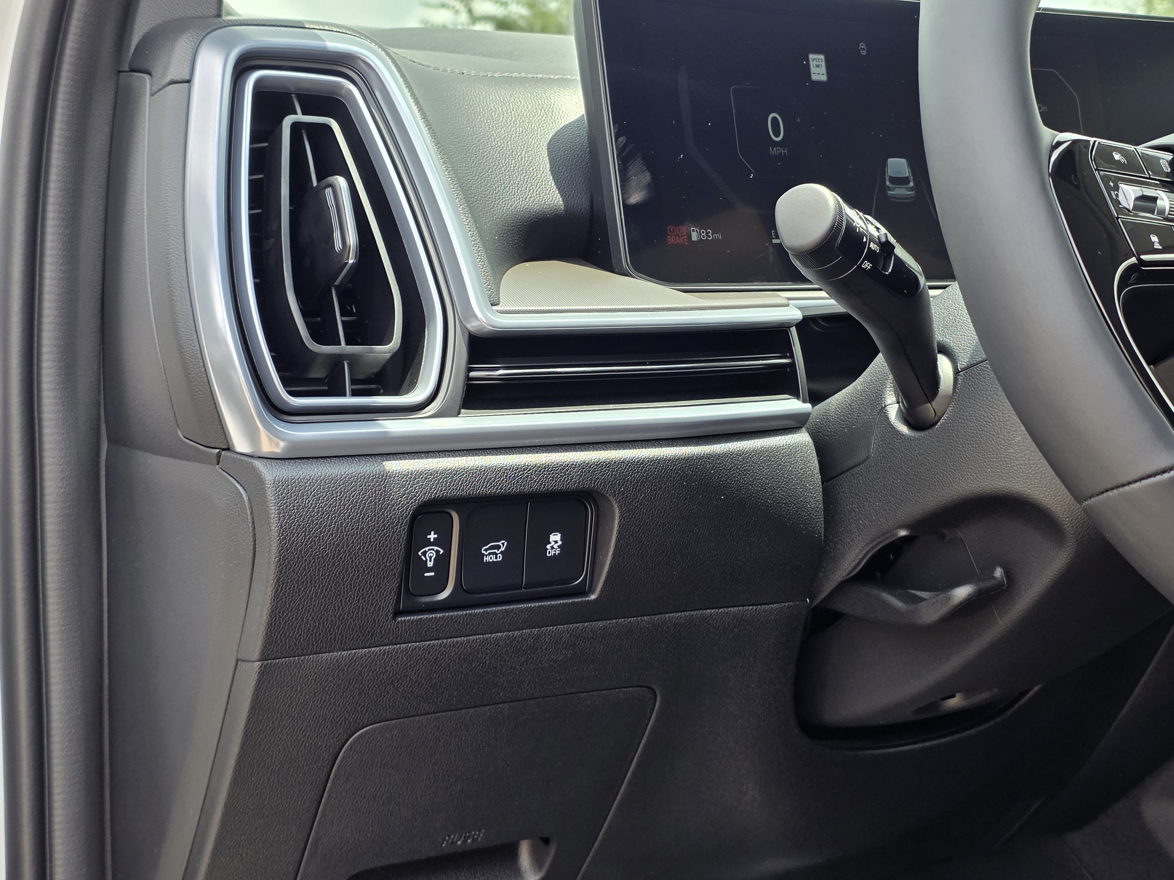 New 2026 Glacial White Pearl Kia SX image 16