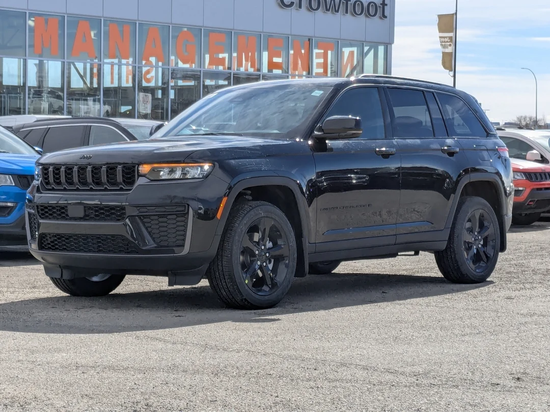 New 2026 Black Jeep Altitude - - 4x4 - Power Sunroof - Altitude Pack - 2.0L Turbo - Remote Start & More! image 4