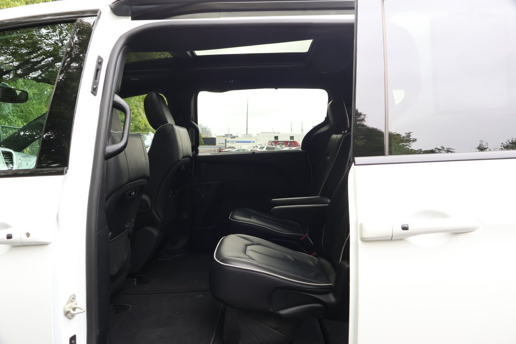 2024 Chrysler Pacifica Limited - Photo 46