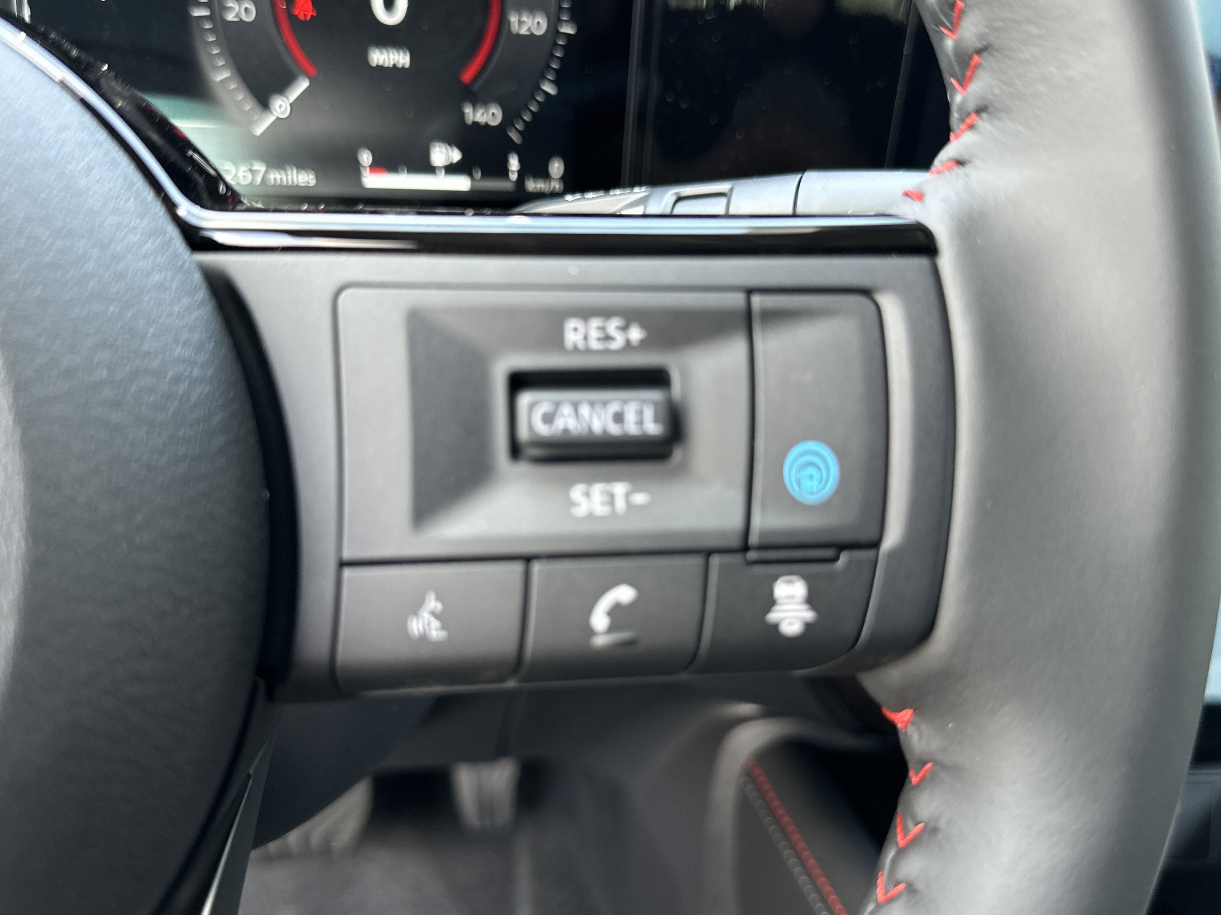 2025 Nissan Kicks SR - Photo 29
