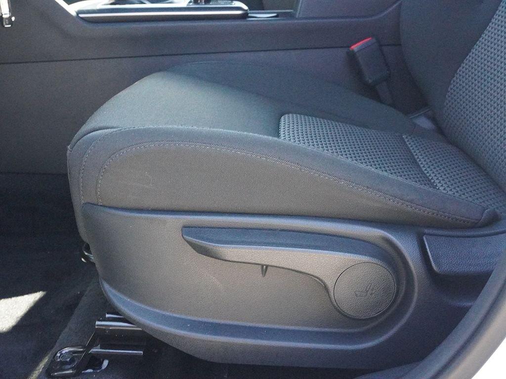 Used 2024 White Kia LX image 26