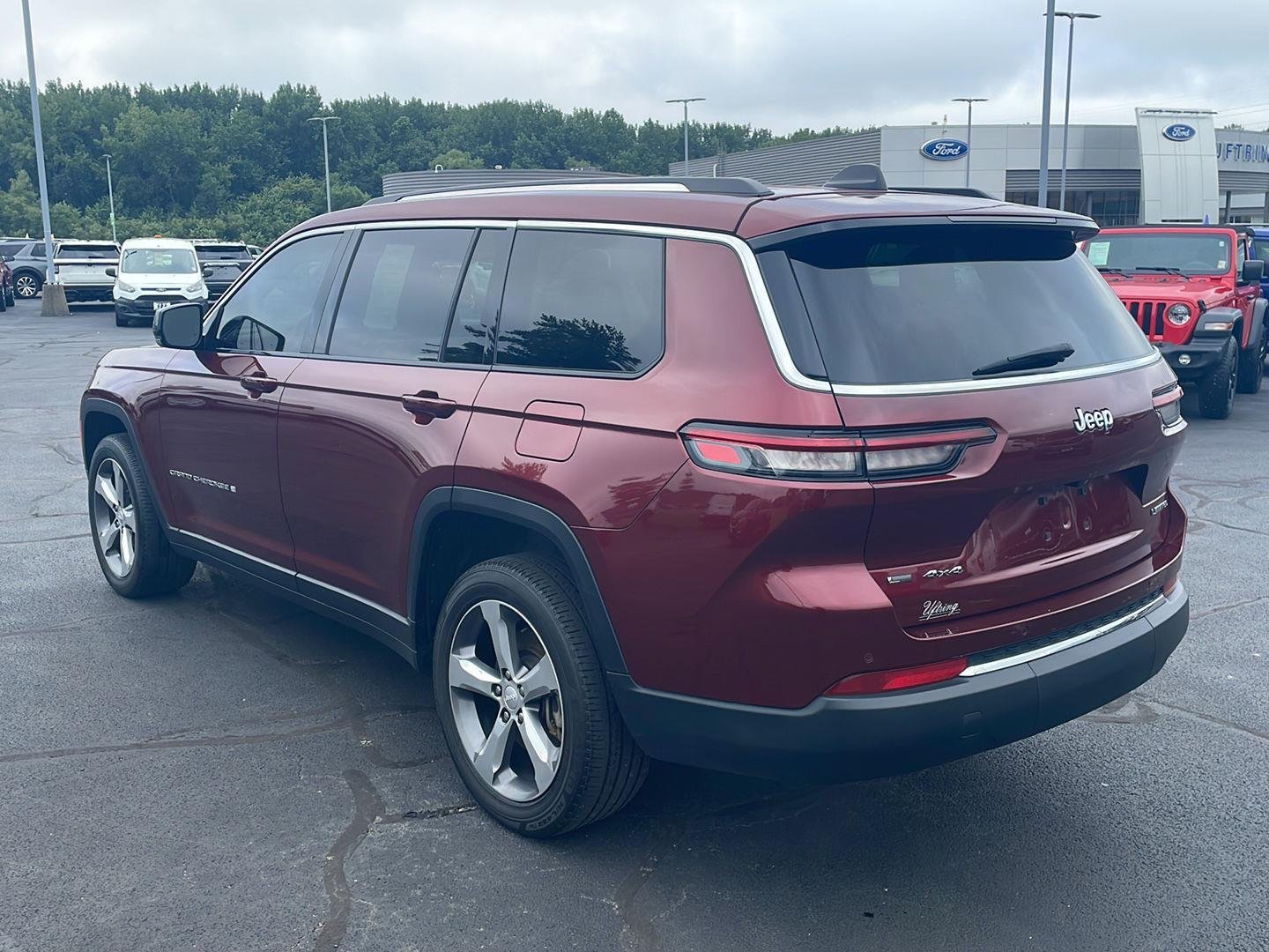 Used 2021 Velvet Red Pearlcoat Jeep Limited image 3