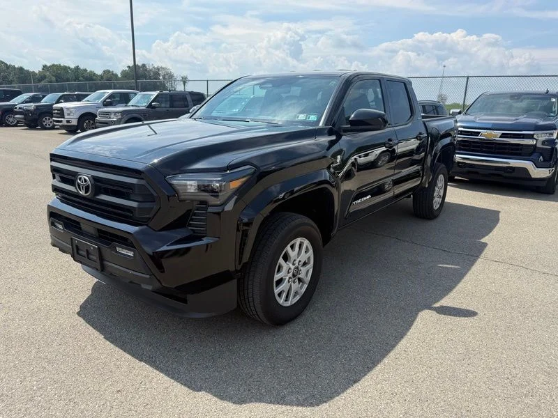 Used 2025 Black Toyota SR5 image 2