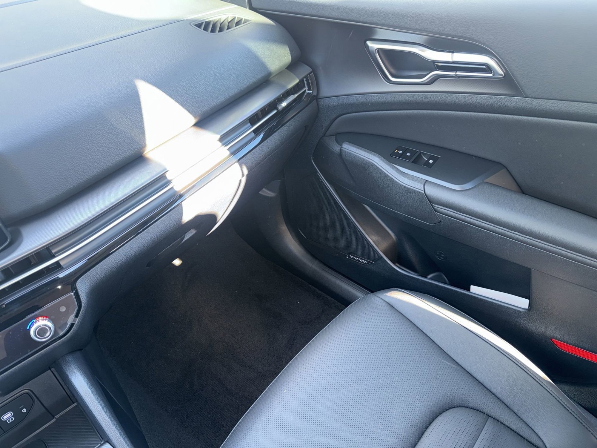 New 2026 Glacial White Pearl Kia SX-Prestige image 15