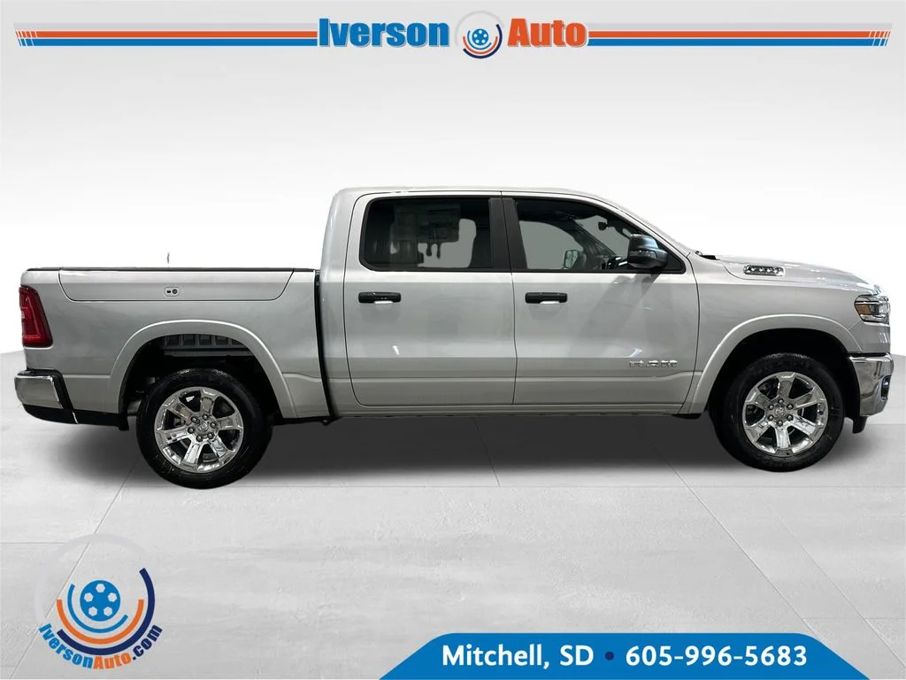 New 2026 Silver Zynith Exterior Paint RAM Big Horn/Lone Star image 8