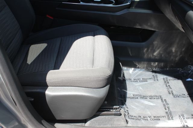 Used 2025 Gray Chevrolet LT image 31