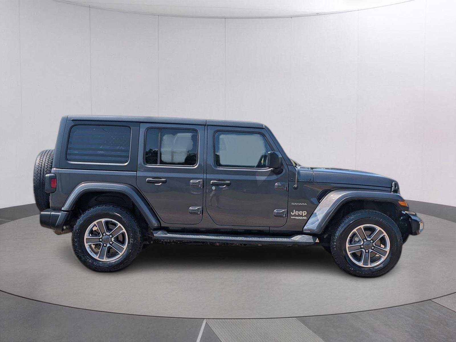 Used 2020 Granite Crystal Metallic Clearcoat Jeep North Edition image 8