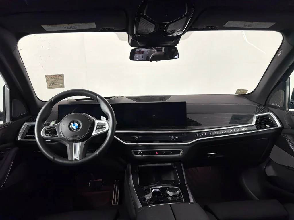 Certified Used 2025 Gray BMW xDrive40i image 18