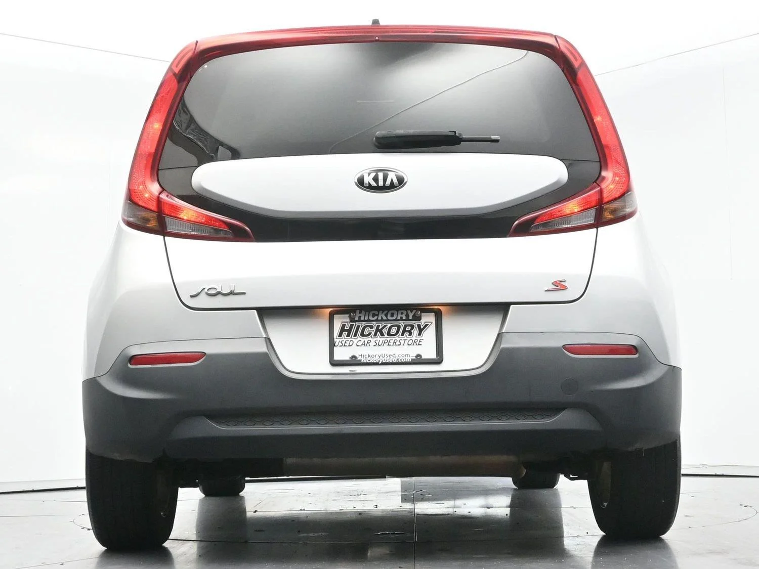 Used 2020 Sparkling Silver Kia S image 45
